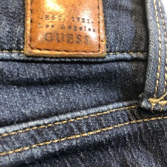 GUESS Women’s size 29
Low-Rise Power Skinny Jeans - Picture 2 of 13